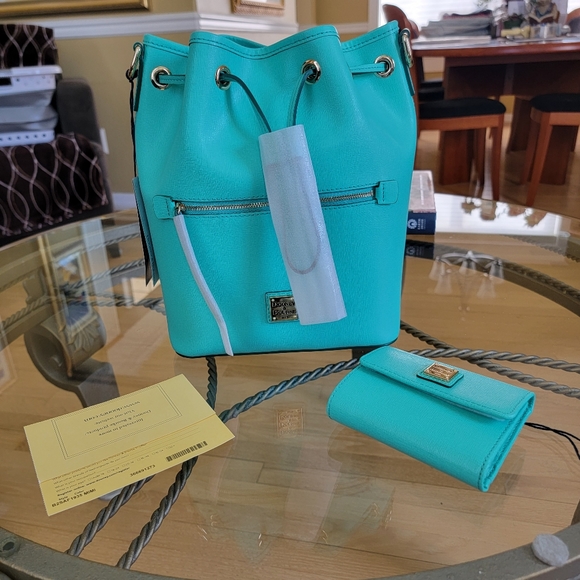 Dooney & Bourke NWT Saffiano Drawstring - Picture 17 of 17